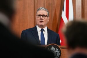 У Британії обговорять розблокування Ормузької протоки