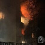 У Чугуєві горить багатоповерхівка після “прильоту”