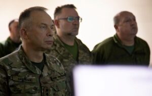 ЗСУ утримують позиції на півдні – Сирський