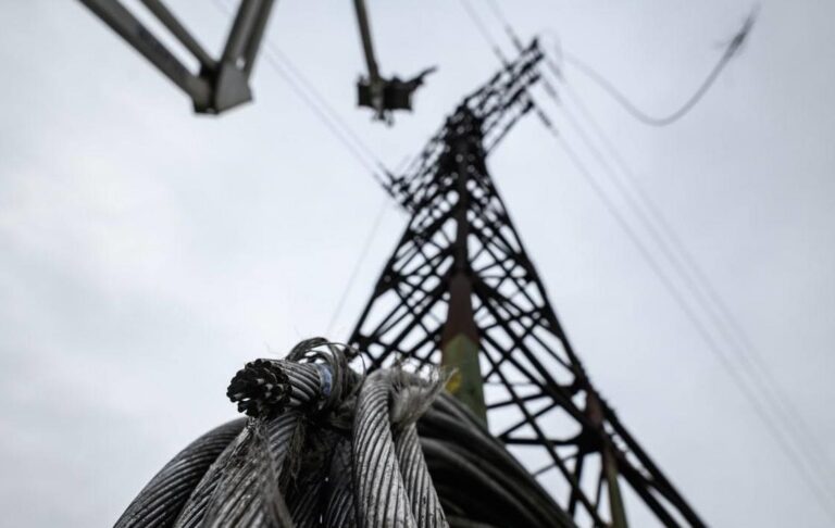 Чернігів частково знеструмлений через російську атаку