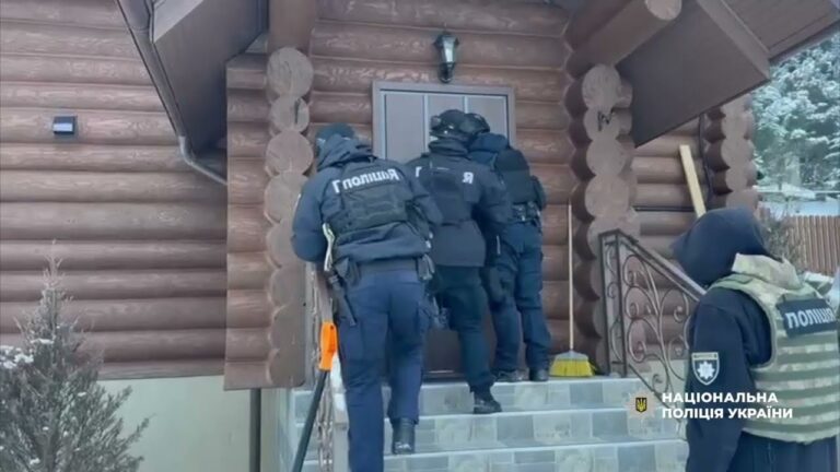 Поліція викрила схему привласнення 27 млн, виділених на гуманітарну допомогу громадам Київщини