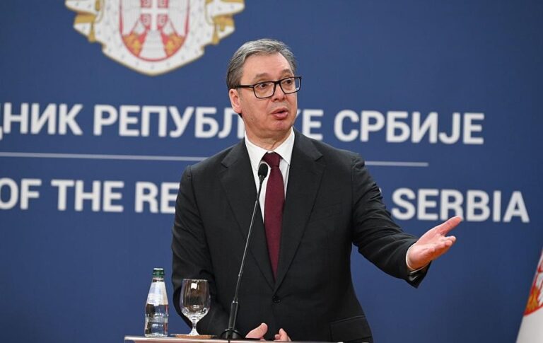 Президент Сербії анонсував дострокові вибори до парламенту