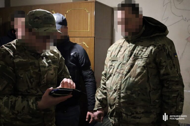 Програв у казино кошти військових: ексфінансист бригади отримав 8 років