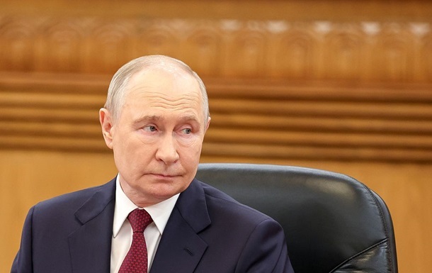 Путіна на офіційній зустрічі назвали “Пал Лаїчем”