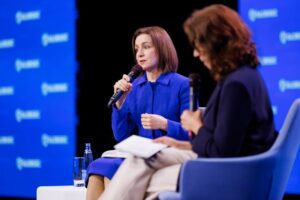 Санду закликала світ посилити тиск на Росію