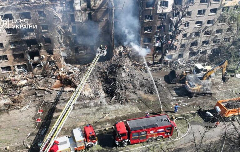 У Києві пошкоджені 300 об’єктів – Зеленський