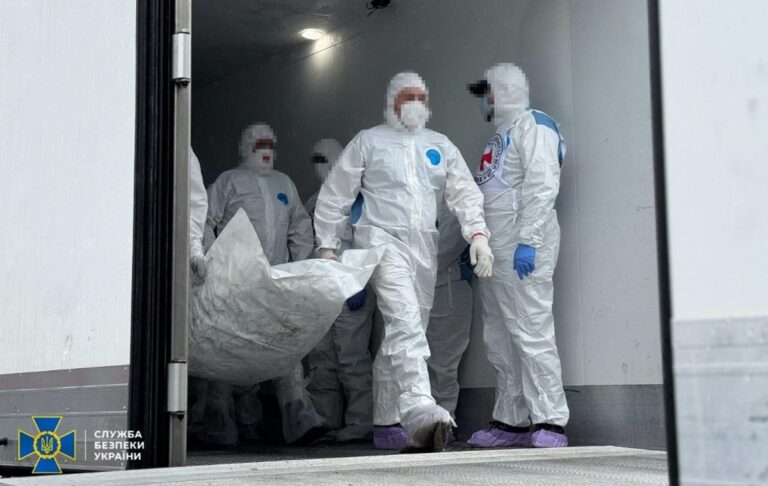 Україна повернула 528 тіл загиблих воїнів