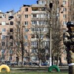 В Маріуполі росіяни планують привласнити майже 1000 квартир – міськрада
