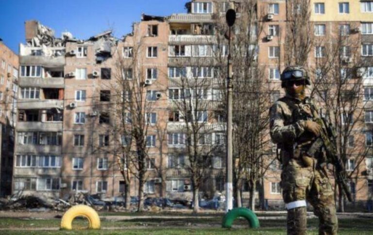 В Маріуполі росіяни планують привласнити майже 1000 квартир – міськрада