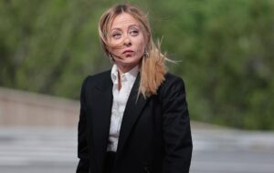 “В нижній білизні”: Мелоні стала жертвою дипфейку