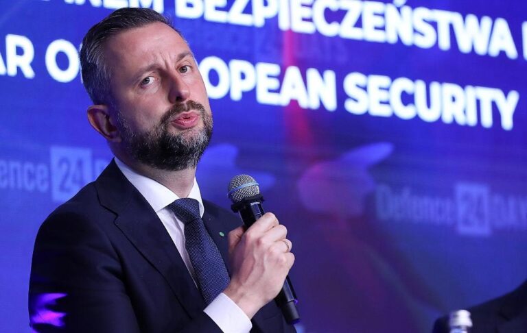 В Польщі відреагували на “скасування передислокації” військових США