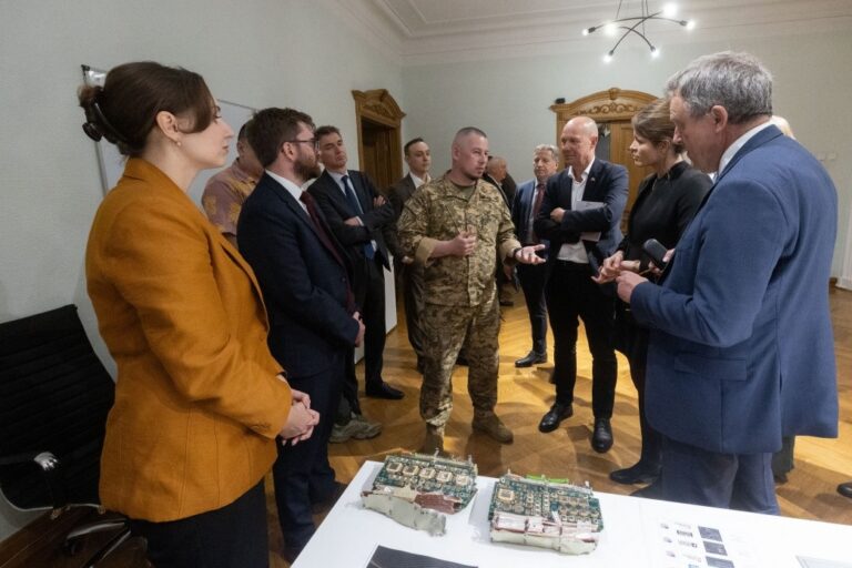 В російському Орєшнику знайшли білоруську електроніку