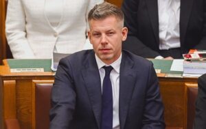 Відомо, куди і коли Мадяр вирушить у свій перший офіційний візит