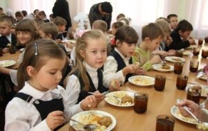 З вересня у школах запровадять зміни в харчуванні