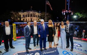 Дрони, штурм Білого дому та снайпери: ФБР запобігло замаху на Трампа