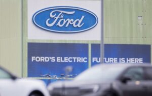 Ford відкликає понад 548 тисяч позашляховиків