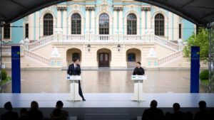 Спілкування Володимира Зеленського і Марка Рютте з медіа після засідання Ради Україна – НАТО в Києві