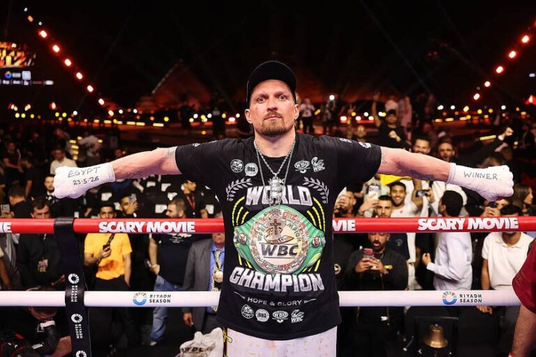 Команда Усика готує важливу заяву щодо майбутнього чемпіона