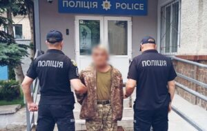 На Київщині військовий з ревнощів вбив жінку і побратима