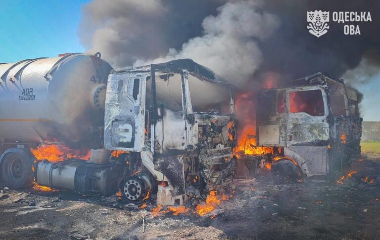 На Одещині атаковано бензовози, є загиблі