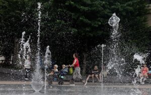 У Києві і облатях підготували графіки відключень