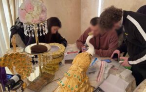 У Києві судитимуть “магів”, які ошукали родини загиблих воїнів