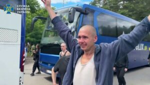 СБУ показала ексклюзивне відео з обміну полоненими 26 червня