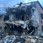Запоріжжя: РФ знищила дім і СТО, на Хортиці пожежа