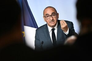 Франція посилила контроль на кордоні з Іспанією через мігрантів
