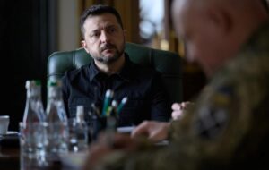 Фронт і зерновий експорт: Зеленський провів Ставку