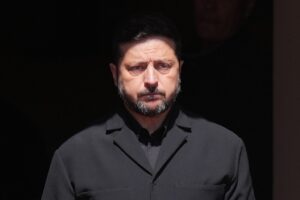 Президент закликав українців готуватися до “дуже важкої зими”