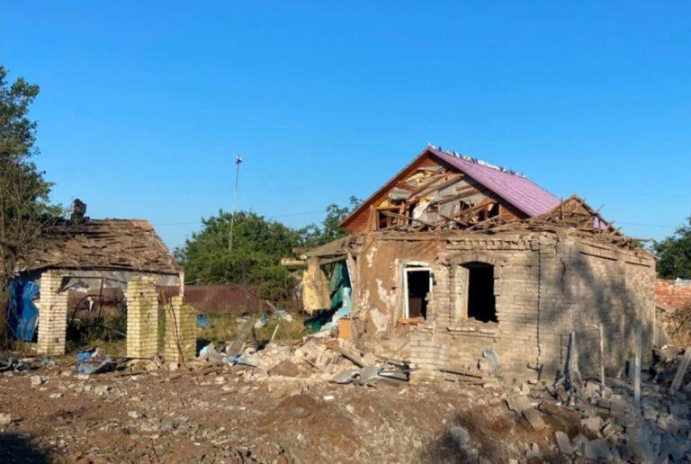 РФ атакувала приватний сектор на Донеччині, є загибла