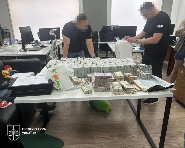 Розслідується привласнення коштів під час закупівлі дронів на майже 7 млрд