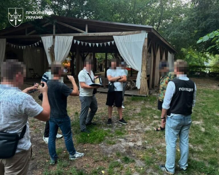 У Києві чиновник Гідропарку вимагав мільйонний хабар