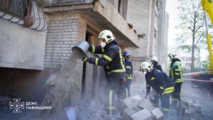 У Львові завершили рятувальну операцію після атаки РФ