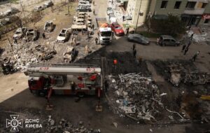 Удар по Києву: під завалами знайшли 15 загиблих