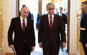 Усе це треба зупиняти: Токаєв зробив гучну заяву Путіну щодо війни