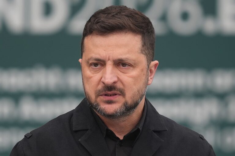 Загроза удару: Зеленський обірвав візит в Ірландію