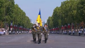 ЗСУ пройшли маршем на параді у Парижі