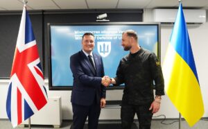 Британія посилює зусилля у пошуку ППО для України