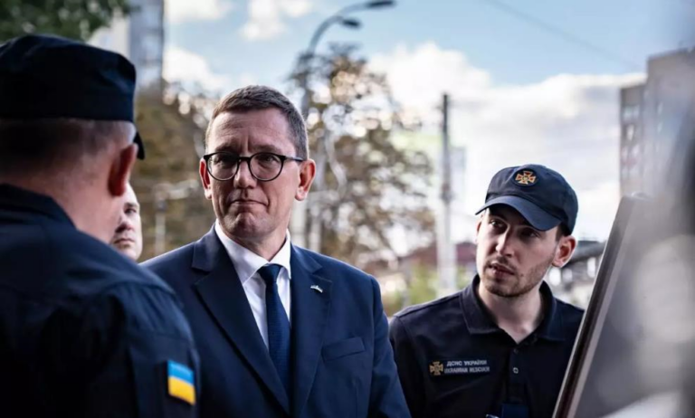 Естонську делегацію звозили на столичну Лук&rsquo;янівку