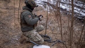 Київ просить Маска дозволити Starlink для ударів по РФ – FT