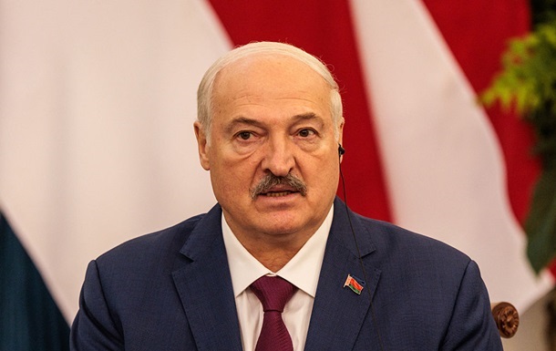 Лукашенко відправить на кордон з Україною 500 “дармоїдів”