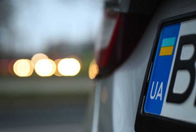 Німеччина спростила обмін водійських прав українців