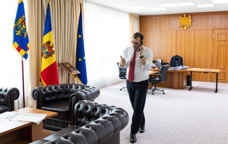 Нові прем’єри України та Молдови провели першу розмову