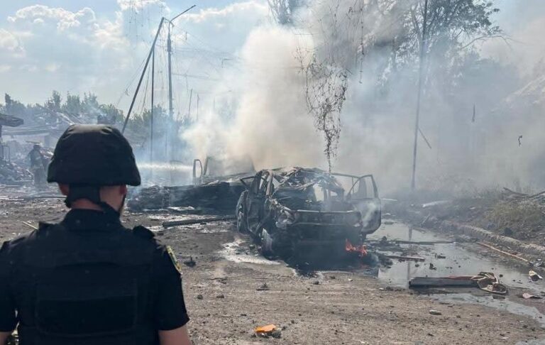 РФ вдарила по Слов’янську: є загиблий і п’ятеро поранених