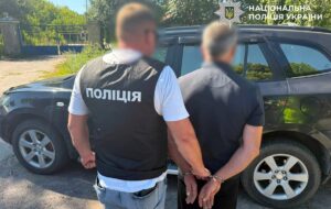 Сільський голова на Хмельниччині вимагав 100 тисяч “відкату” за ремонт