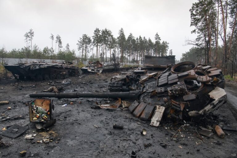 Стало відомо, скільки коштує знищення російської техніки