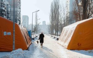 Тепла може не бути: у Києві складають списки людей для переселення