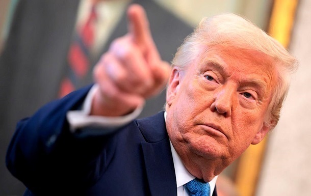 Трамп різко відповів на публікацію про конфлікт із Гегсетом